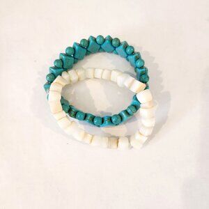 Lot of 2 Bracelets Hand made NEW Stretchy 1 Turquoise 1 cream Discount Shipping!